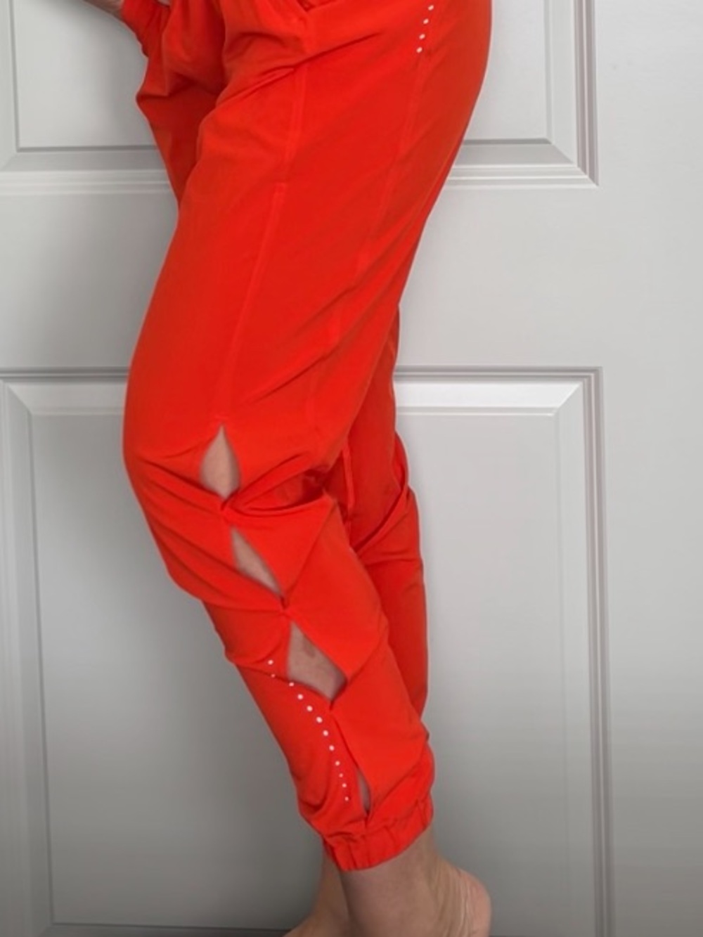 Lululemon - Picture 3 of 8